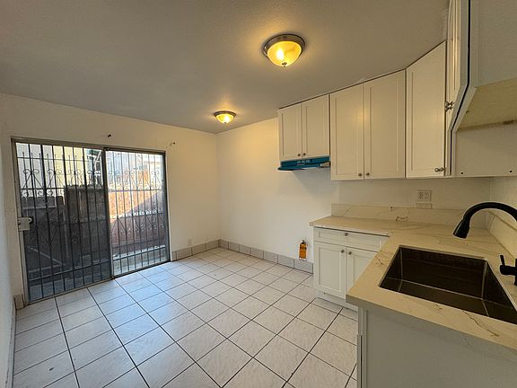 4th image of 5211 E Huntington Dr N #1