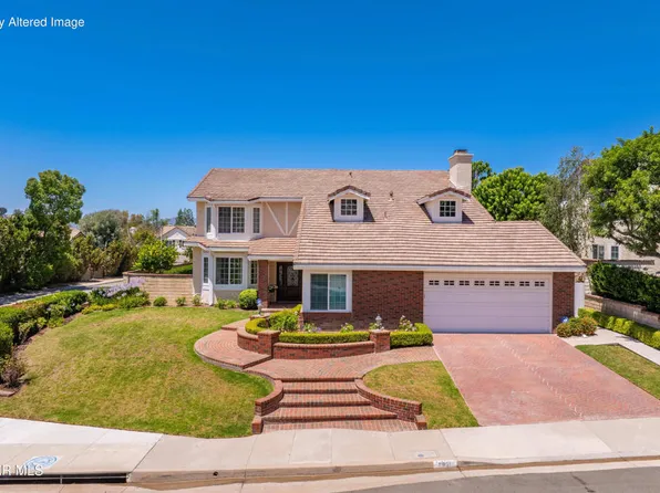 5801 Middle Crest Dr, Agoura Hills, CA 91301