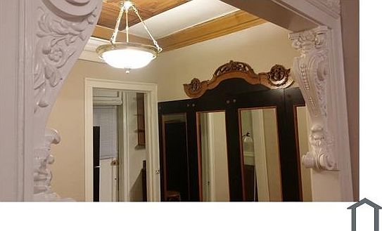 3rd image of 7000 S Paxton Ave #1N
