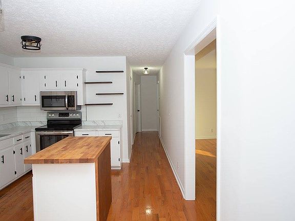 5th image of 436 Franklin Ave