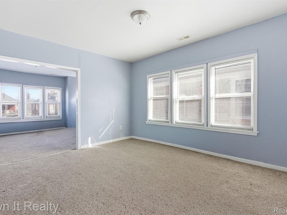 3023 Gray St, photo 6