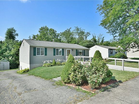 2nd image of 114 Darnley Dr