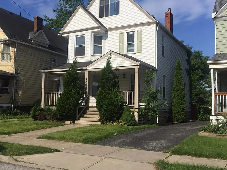1432 Elmwood Ave #UP — Photo 6