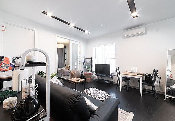 3rd image of 225 Winthrop St #2E