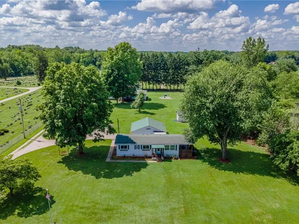 5429 & 5431 State Route 303, Wakeman, OH 44889
