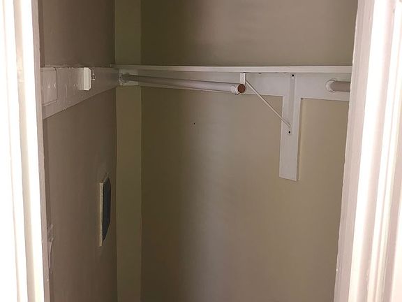 5th image of 4260 Campus Ave APT 8