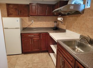 178-05 69th Ave, Fresh Meadows, NY 11365