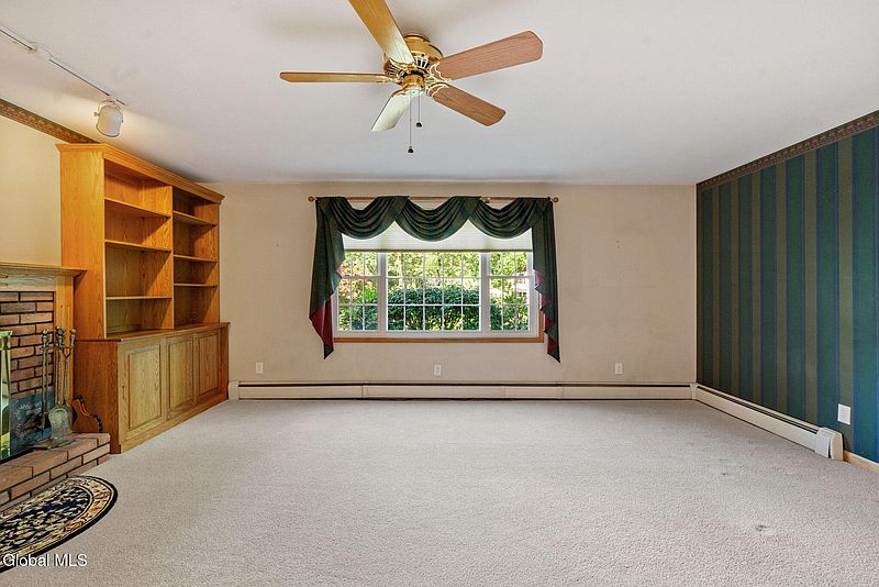 5th image of 36 Woodstead Road
