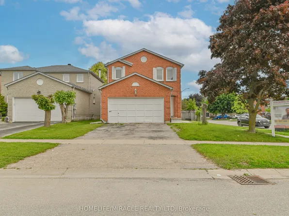40 Blair Cres, Barrie, ON L4M 5Y6