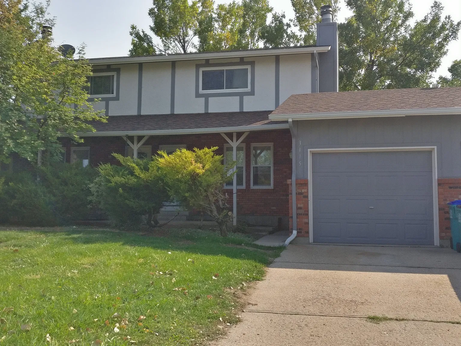 2 bed, 1.5 bath, 918 sqft, $1,750 — Photo 1