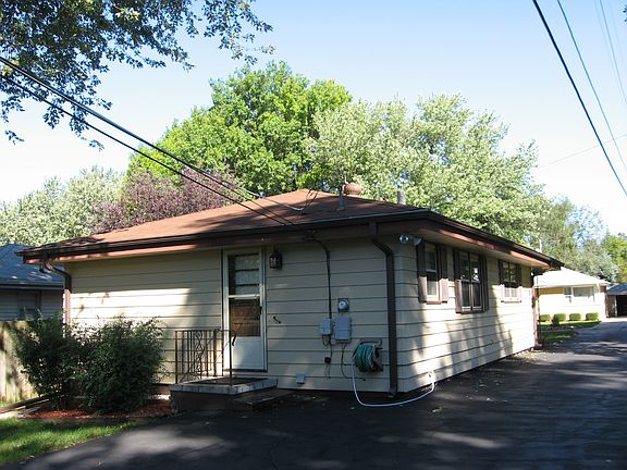 2nd image of 3803 Emiline St