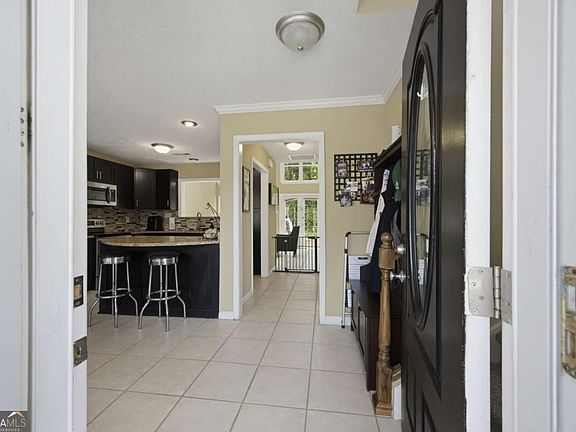 4th image of 5010 Avalon Dr