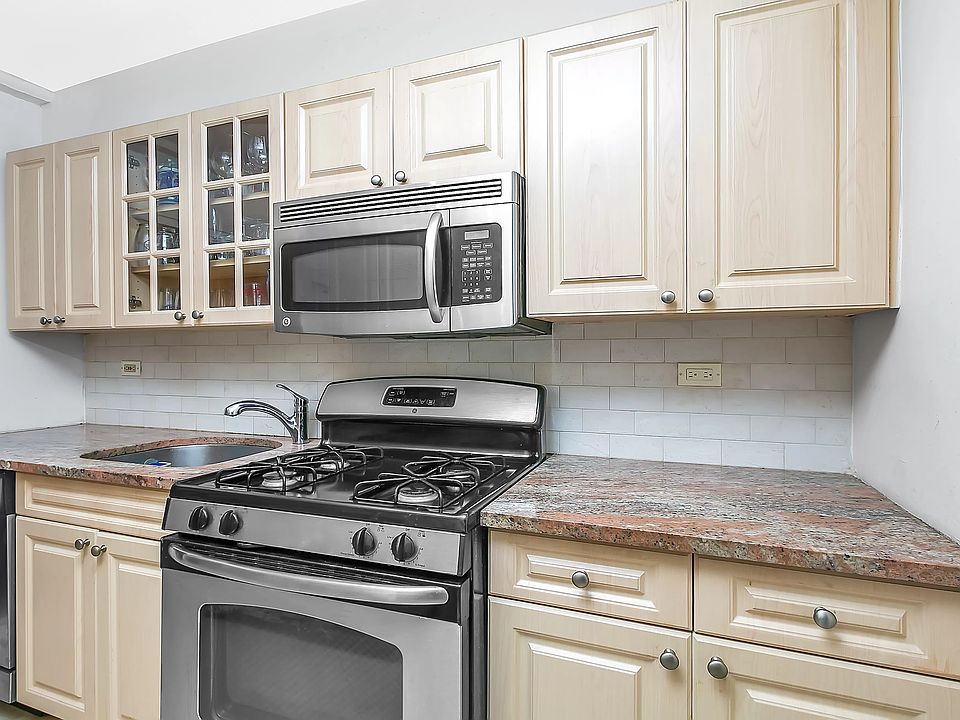 1st image of 84-40 153rd Ave APT 3J