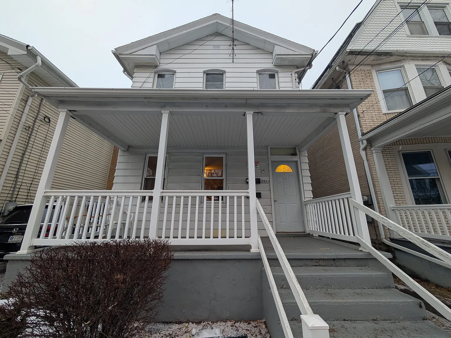 2 bed, $1,095 — Photo 1