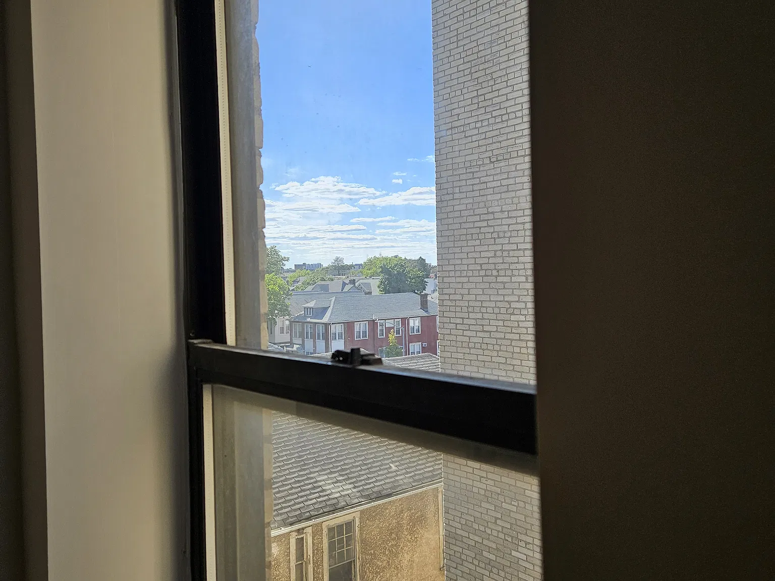 645 Ocean Parkway — Photo 4