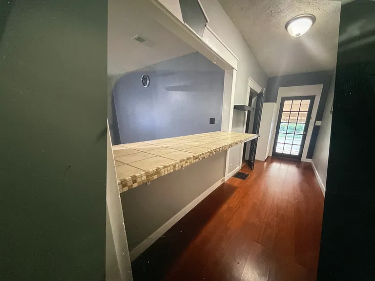 801 S Walnut St #4 — Photo 12