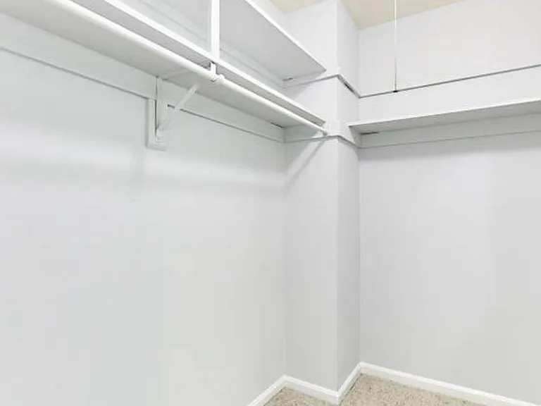 5205 Duke St #201 — Photo 15