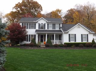 5479 Wixford Ln, Mentor, OH 44060