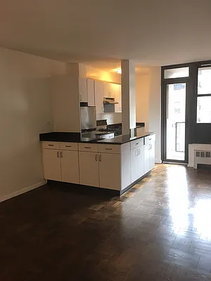 Rented by Solil Management | media 1