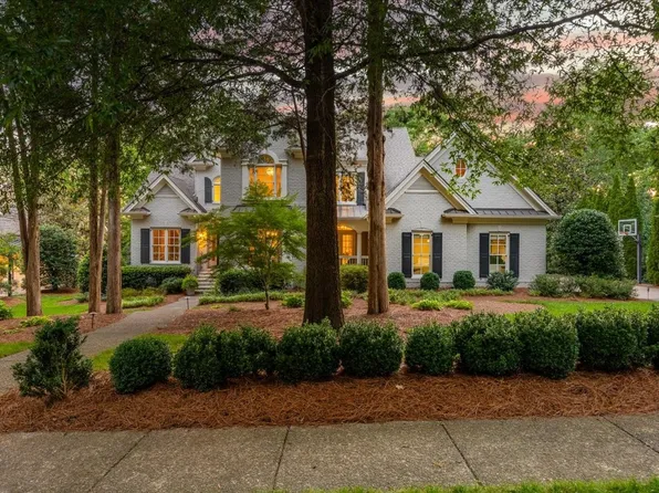 1107 Vaughn Crest Dr, Franklin, TN 37069
