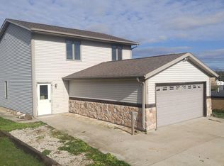726 South Ave, Lomira, WI