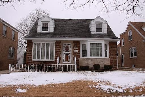 1st image of 7705 W Peterson Ave