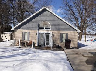 464 Pollard Dr, Lake Odessa, MI 48849