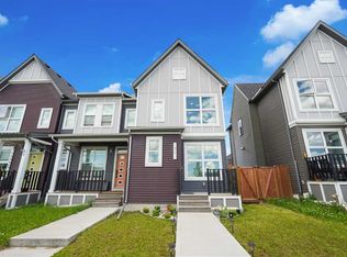 71 E Savanna Park NE, Calgary, AB T3J0Y8