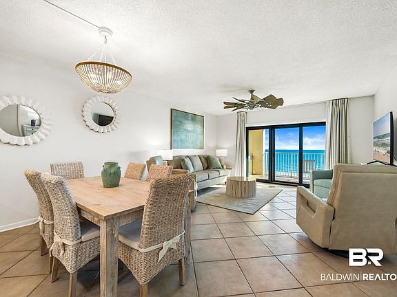 3rd image of 1109 W Beach Blvd #D-1