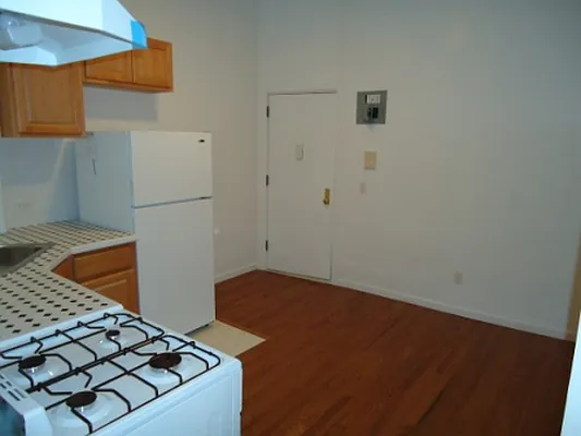 Rented by Village Living Realty | media 10