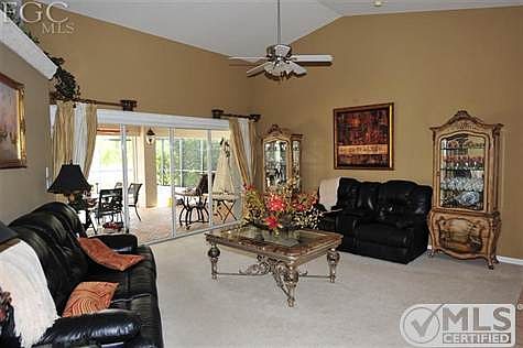 4th image of 4115 Dahoon Holly Ct
