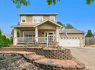 2188 SW Sunnyside Ave, Oak Harbor, WA 98277