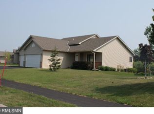 1522 Hidden Trl, Mayer, MN 55360