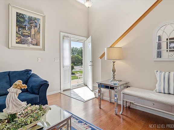 5th image of 541 Mallard Ln #A