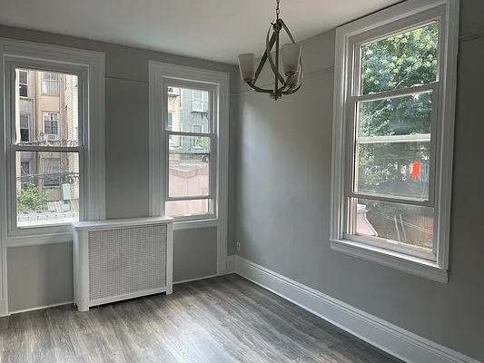 Rented by Dolores Buonocore, LREB | media 2
