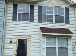 225 Oak Leaf Way, Halethorpe, MD 21227