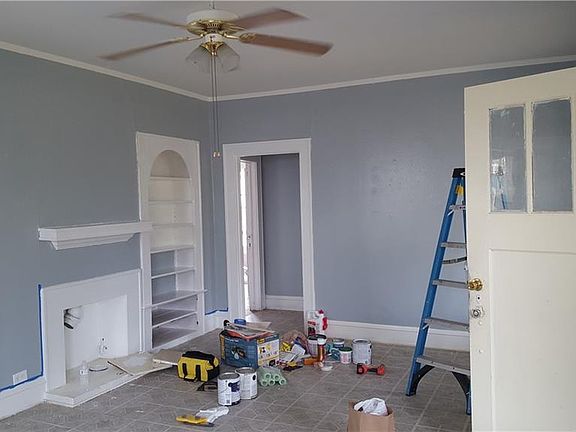 3rd image of 1304 S Texas Ave