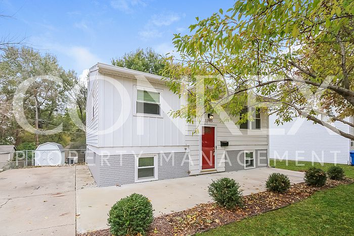 1st image of 1505 N Geronimo Dr