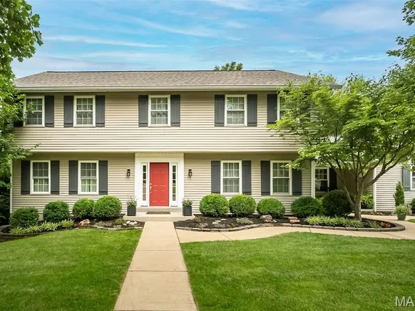 1583 Mason Knoll Rd, Saint Louis, MO 63131