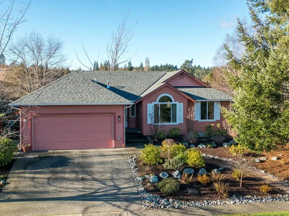 3508 F Avenue, Anacortes, WA 98221