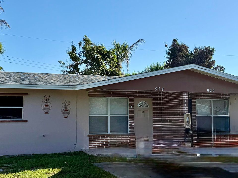 1st image of 924 Skylark Drive