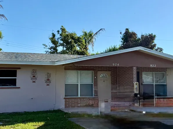 924 Skylark Drive, Fort Pierce, FL 34982