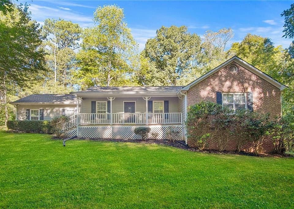 1st image of 35 Salem Ct