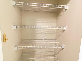 102 Clover Ct, Radcliff, KY 40160