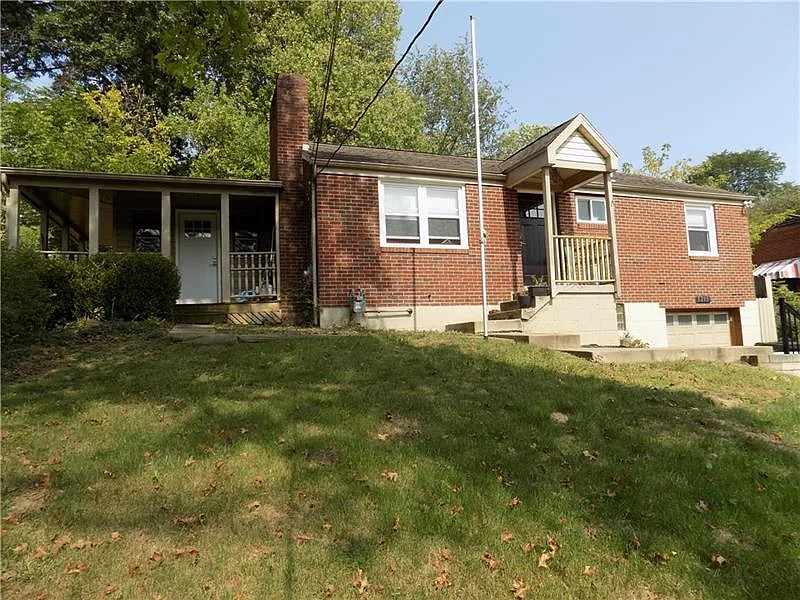 1215 Clifton Rd photo 1