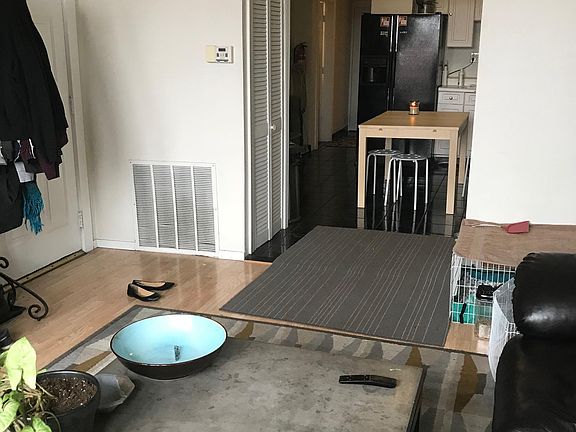 4th image of 2552 W Armitage Ave #2
