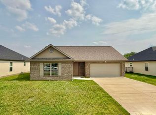 402 Mallard Cir, Chandler, IN 47610