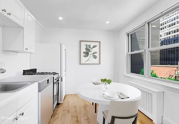 3rd image of 221 E 50th St Penthouse F