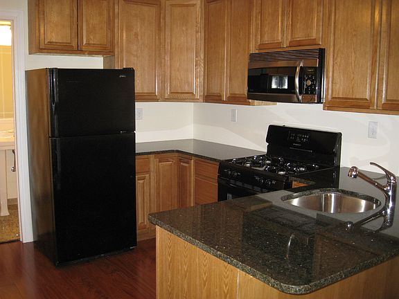 2nd image of 219 1st St