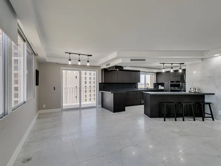205 E Harmon Ave #1012 — Photo 11